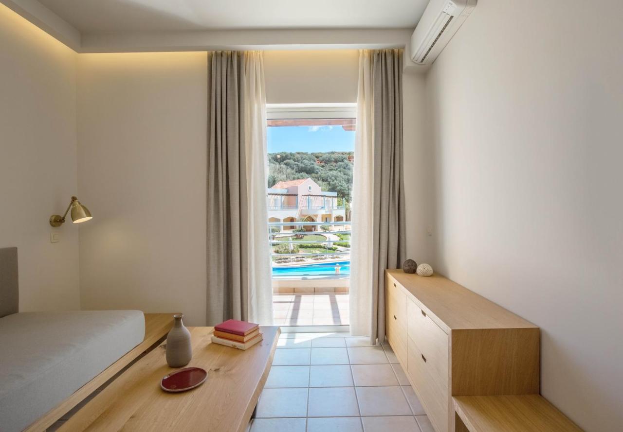 Triton Apartments Kato Daratso Esterno foto